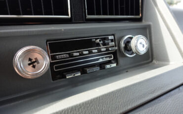 Chevrolet-G20-Van-1986-18
