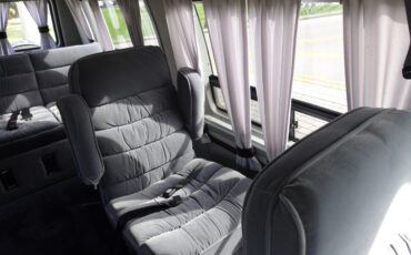 Chevrolet-G20-Van-1986-24