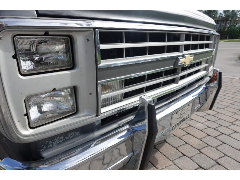 Chevrolet-G20-Van-1986-6