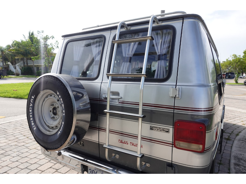 Chevrolet-G20-Van-1986-8