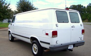 Chevrolet-G20-Van-1995-MinivanVan-1