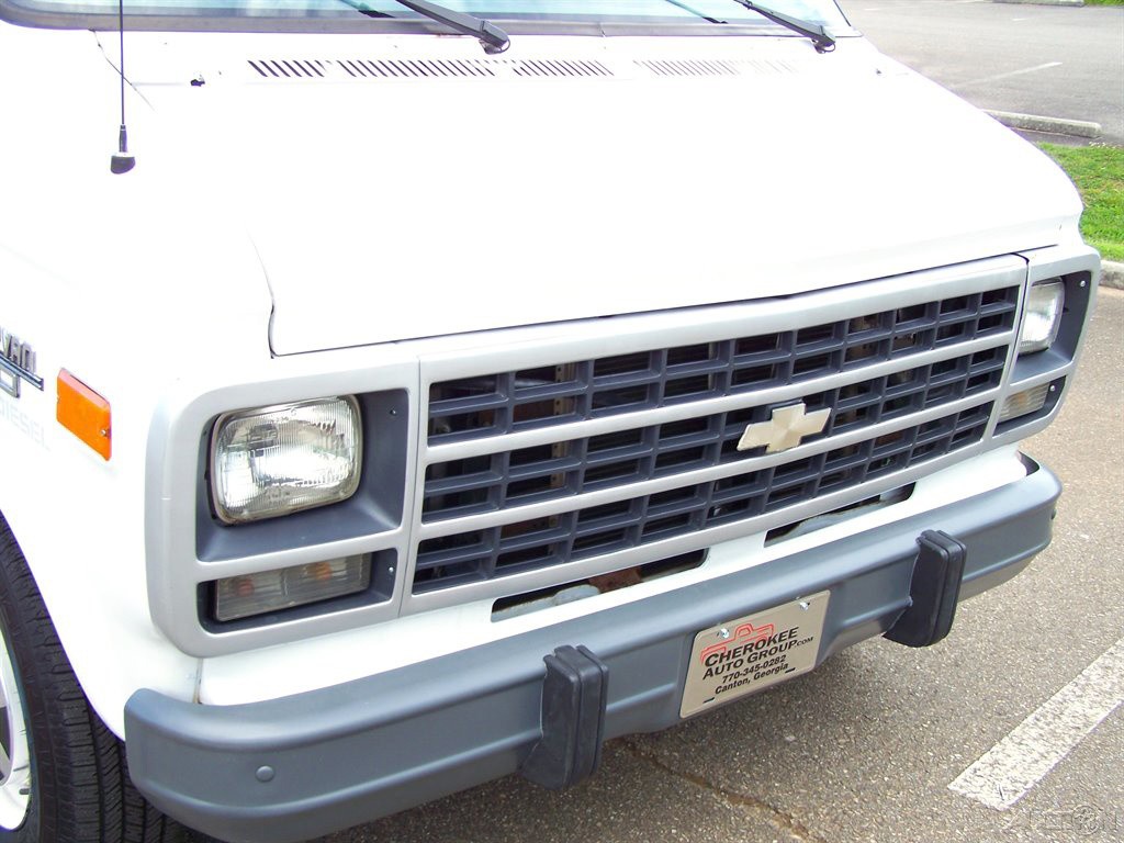 Chevrolet-G20-Van-1995-MinivanVan-17