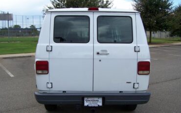 Chevrolet-G20-Van-1995-MinivanVan-19