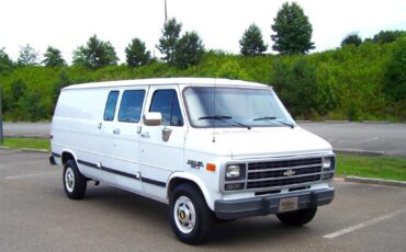 Chevrolet-G20-Van-1995-MinivanVan-2