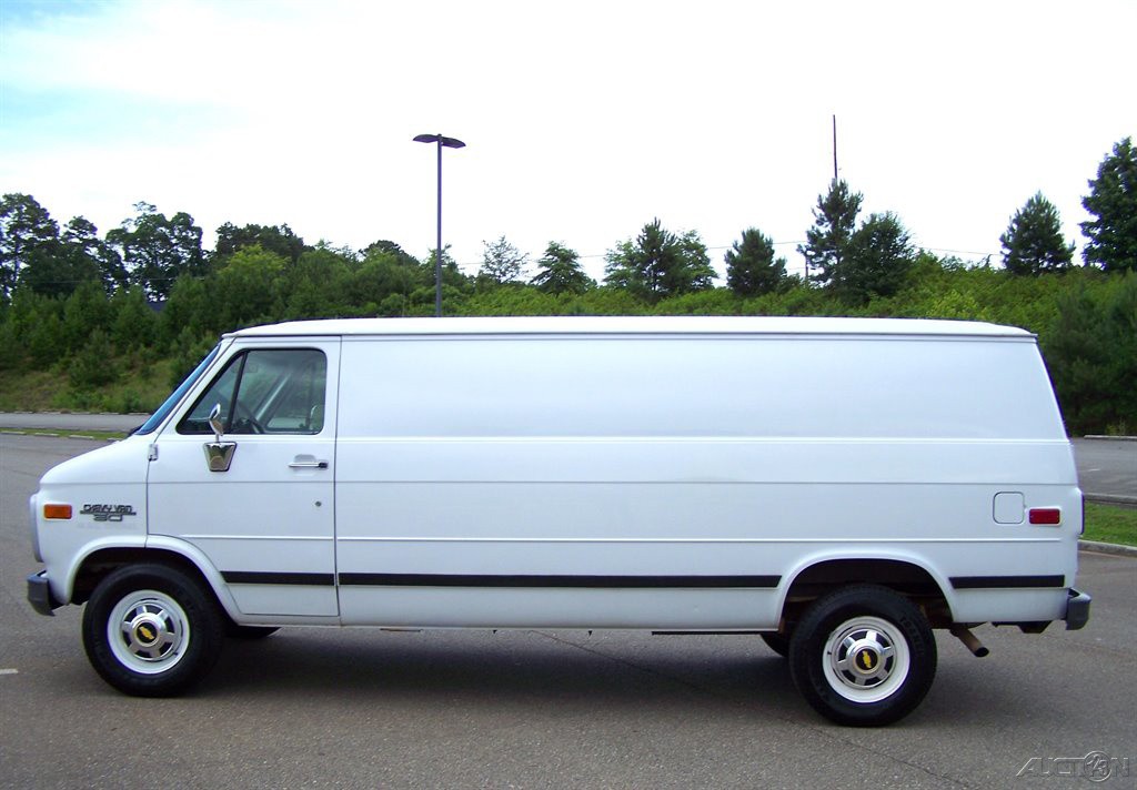 Chevrolet-G20-Van-1995-MinivanVan-6