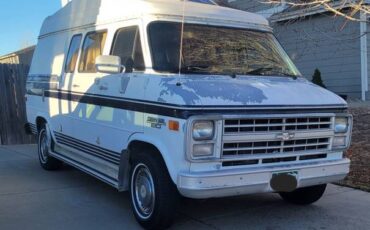Chevrolet-G20-van-1988-white-1
