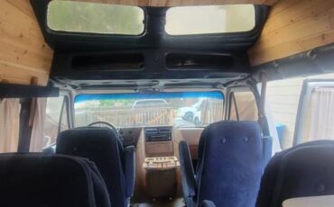 Chevrolet-G20-van-1988-white-6