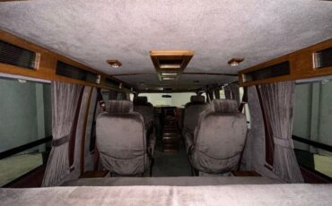Chevrolet-G20-van-1992-Frost-White-Garnet-13