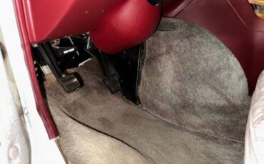 Chevrolet-G20-van-1992-Frost-White-Garnet-4