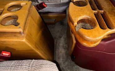 Chevrolet-G20-van-1992-Frost-White-Garnet-5