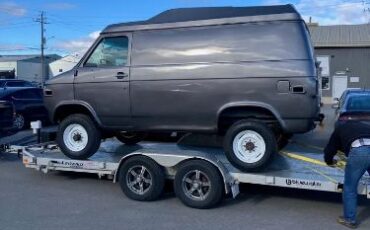 Chevrolet-G30-1976-Gray-White