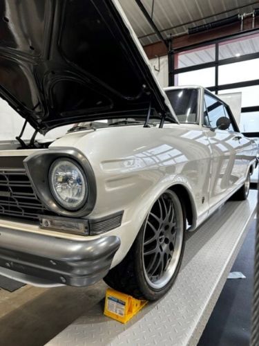 Chevrolet-Ii-1964-Pearl-White-Black-47