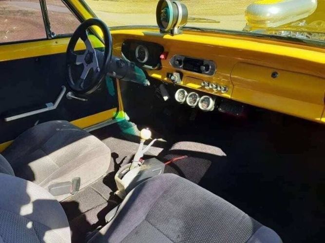 Chevrolet-Ii-1964-Yellow-Gray-4