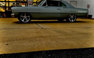 Chevrolet-Ii-1966-Gray-Black-Leather-1