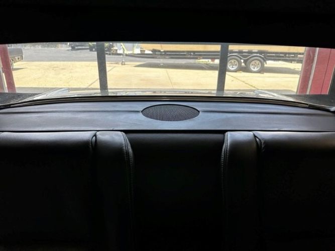 Chevrolet-Ii-1966-Gray-Black-Leather-11