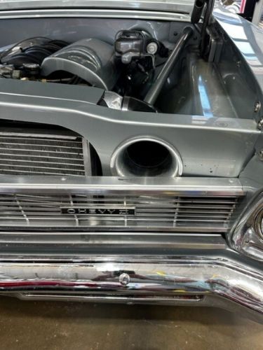 Chevrolet-Ii-1966-Gray-Black-Leather-6