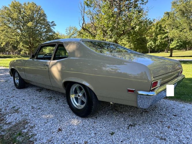 Chevrolet-Ii-1968-Tan-Black-10