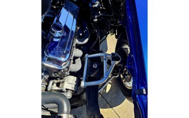 Chevrolet-Ii-nova-1972-Electric-blue-Black-on-black-12