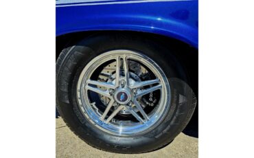 Chevrolet-Ii-nova-1972-Electric-blue-Black-on-black-16