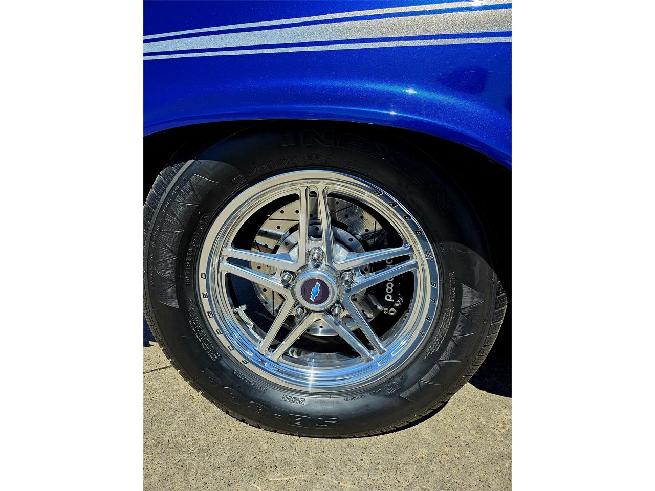 Chevrolet-Ii-nova-1972-Electric-blue-Black-on-black-16
