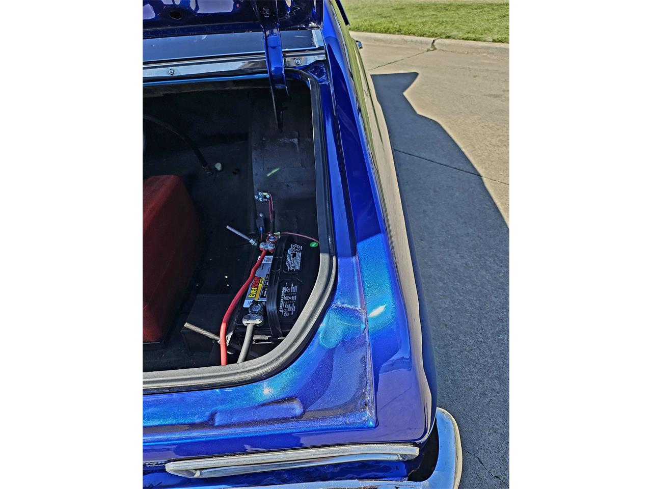 Chevrolet-Ii-nova-1972-Electric-blue-Black-on-black-2