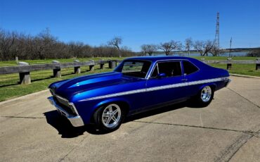 Chevrolet-Ii-nova-1972-Electric-blue-Black-on-black-24