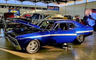 Chevrolet-Ii-nova-1972-Electric-blue-Black-on-black-25