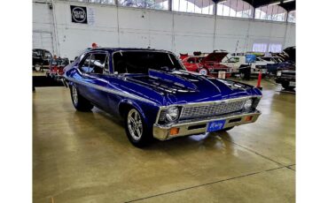 Chevrolet-Ii-nova-1972-Electric-blue-Black-on-black-28