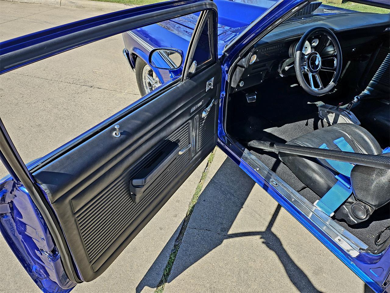 Chevrolet-Ii-nova-1972-Electric-blue-Black-on-black-31