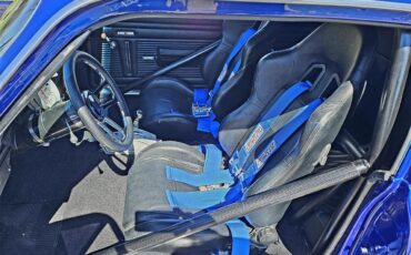 Chevrolet-Ii-nova-1972-Electric-blue-Black-on-black-33
