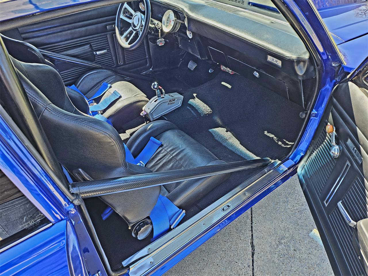 Chevrolet-Ii-nova-1972-Electric-blue-Black-on-black-34