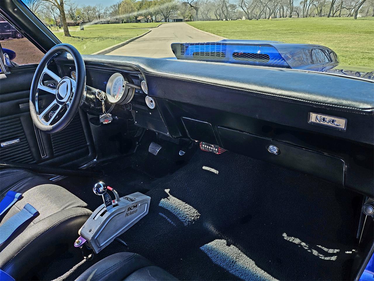 Chevrolet-Ii-nova-1972-Electric-blue-Black-on-black-37