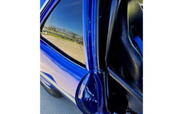 Chevrolet-Ii-nova-1972-Electric-blue-Black-on-black-4