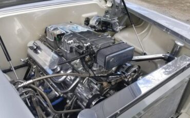 Chevrolet-Impala-1958-13