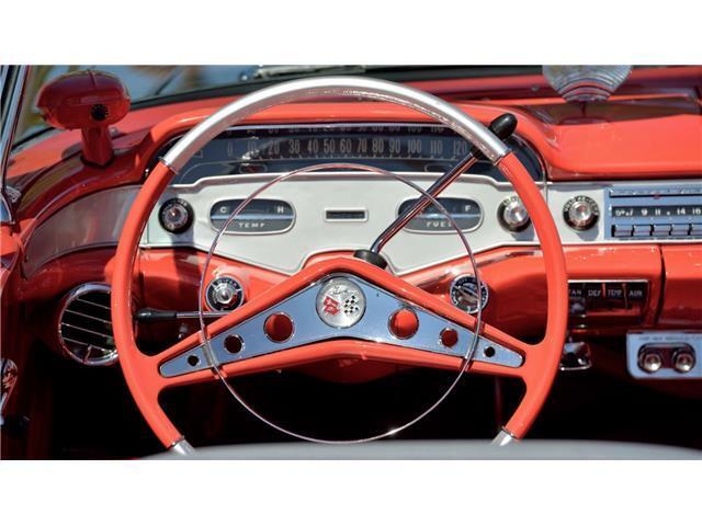 Chevrolet-Impala-1958-Convertible-15