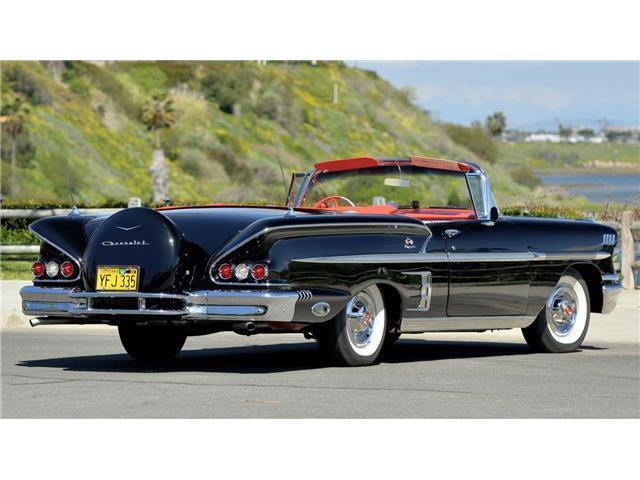 Chevrolet-Impala-1958-Convertible-2