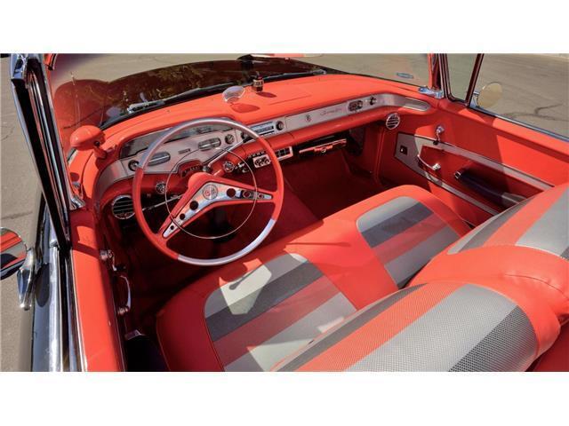 Chevrolet-Impala-1958-Convertible-3