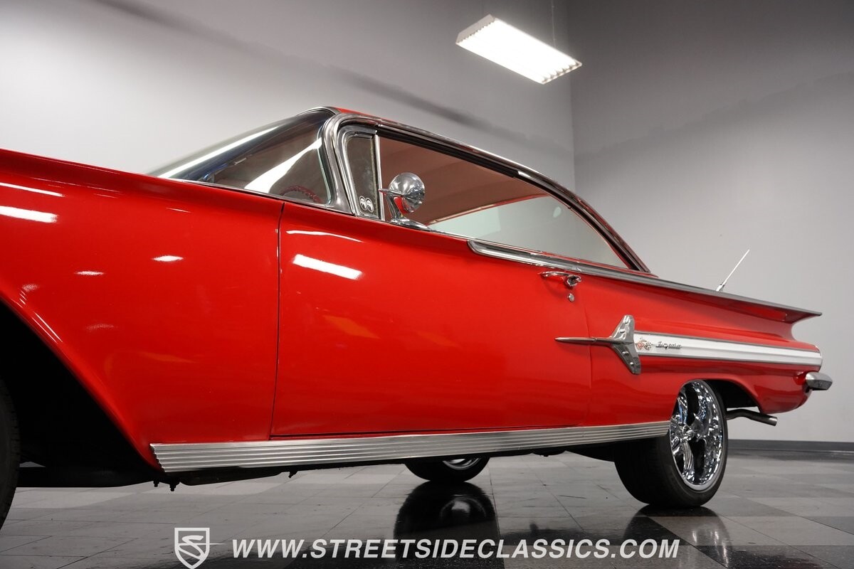 Chevrolet-Impala-1960-22