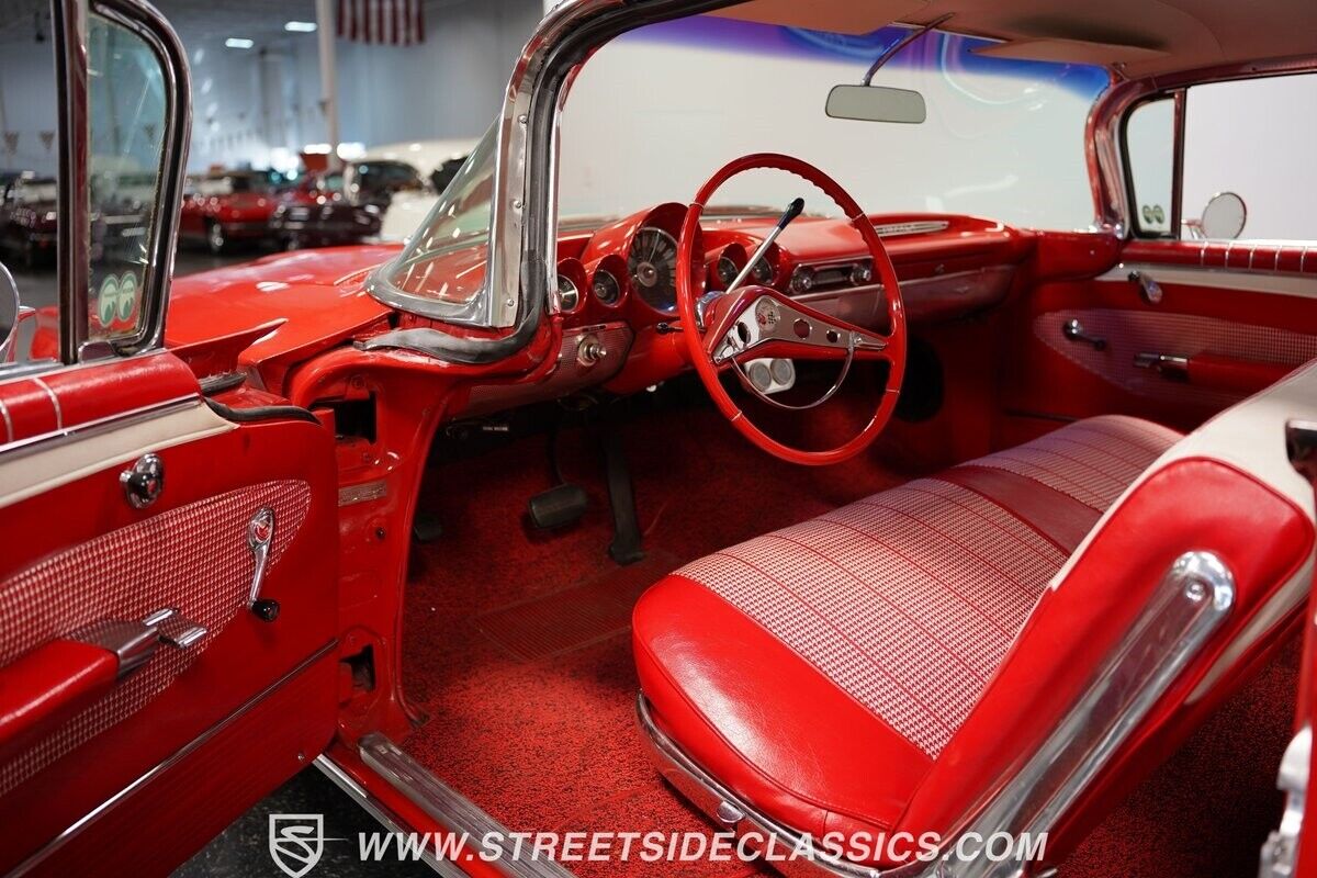 Chevrolet-Impala-1960-4