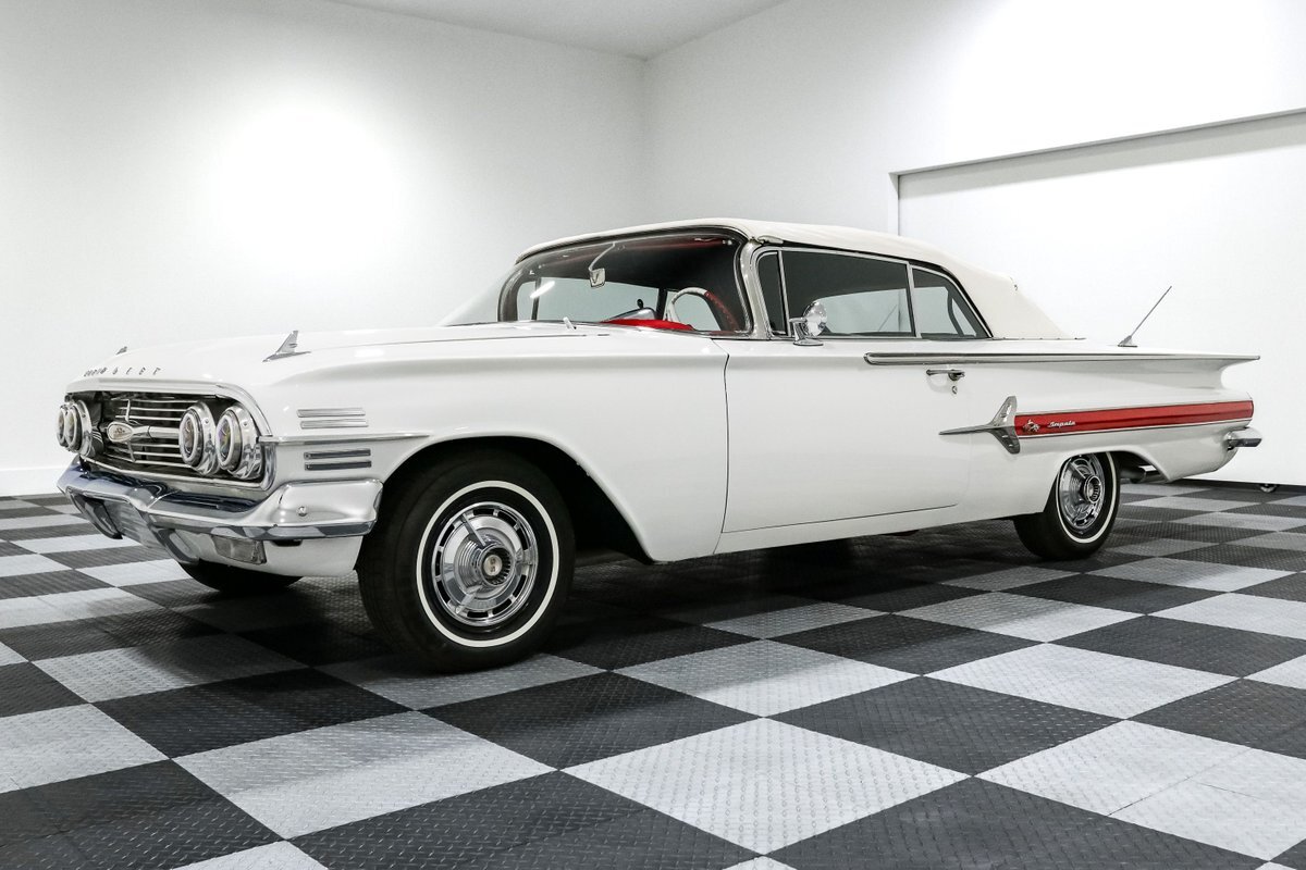 Chevrolet-Impala-1960-Convertible-4