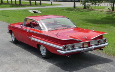 Chevrolet-Impala-1960-Coupe-12