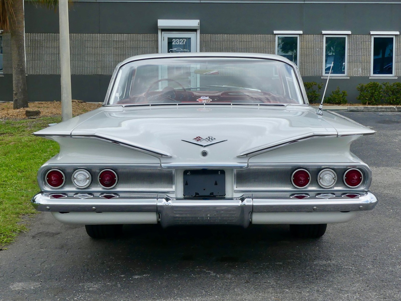 Chevrolet-Impala-1960-Coupe-14