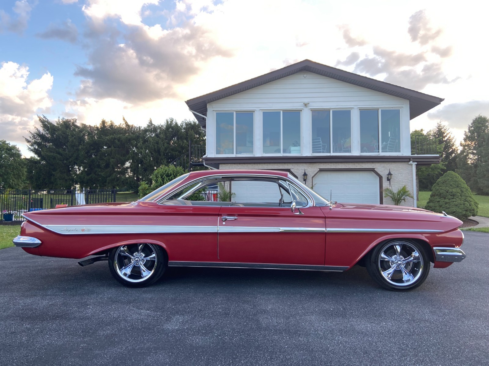 Chevrolet-Impala-1961-Coupe-10