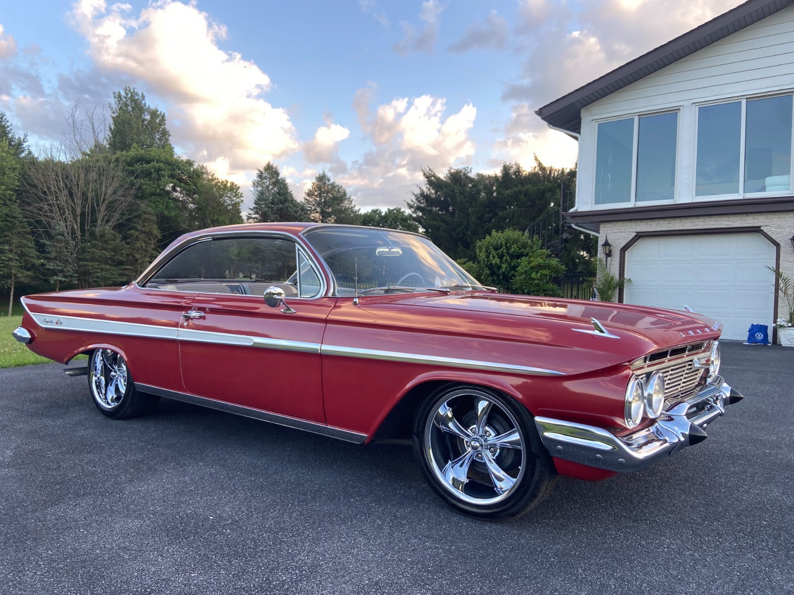 Chevrolet-Impala-1961-Coupe-11