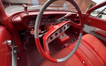 Chevrolet-Impala-1961-Coupe-13