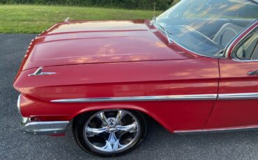 Chevrolet-Impala-1961-Coupe-13
