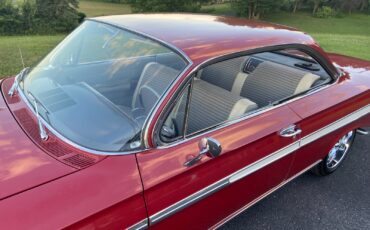 Chevrolet-Impala-1961-Coupe-14