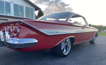 Chevrolet-Impala-1961-Coupe-19