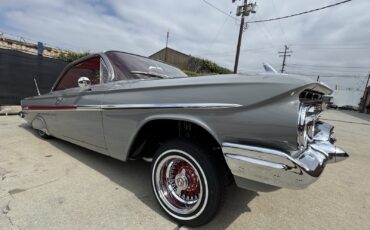 Chevrolet-Impala-1961-Coupe-2