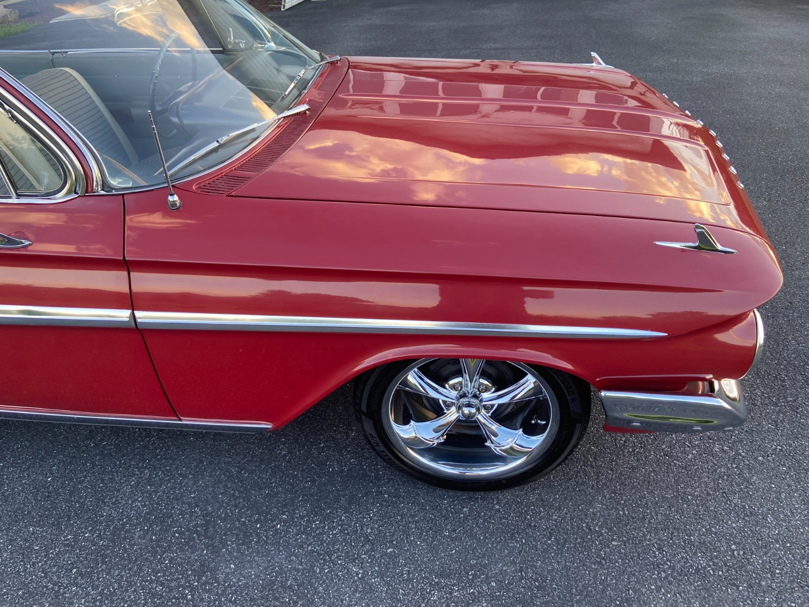 Chevrolet-Impala-1961-Coupe-21